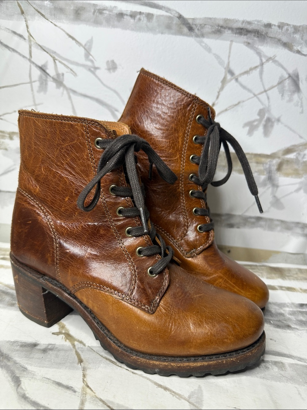 Frye Sabrina Lace Up Booties